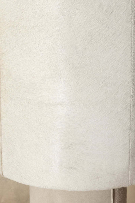 Joanne Beige suède vloerlamp natuurlijke koeienhaar kap