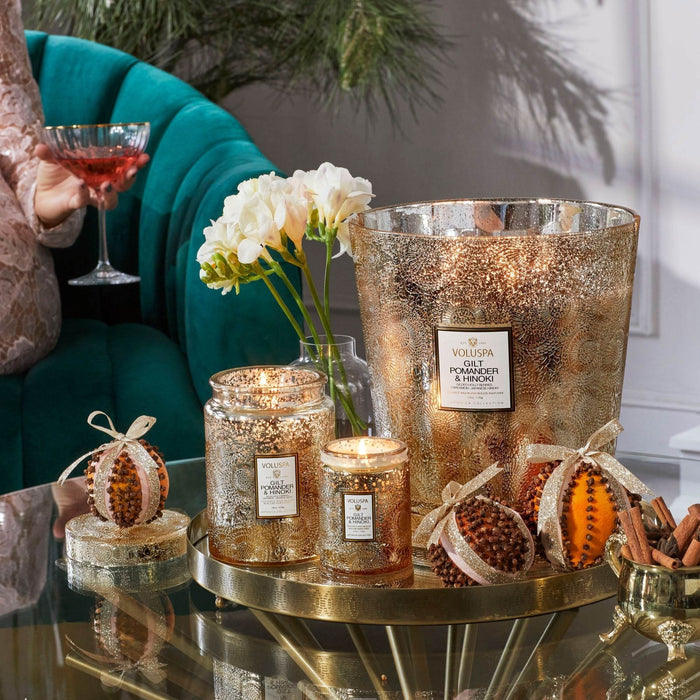 Voluspa Geurkaars Gilt Pomander & Hinoki 5 Lonten Jar XL