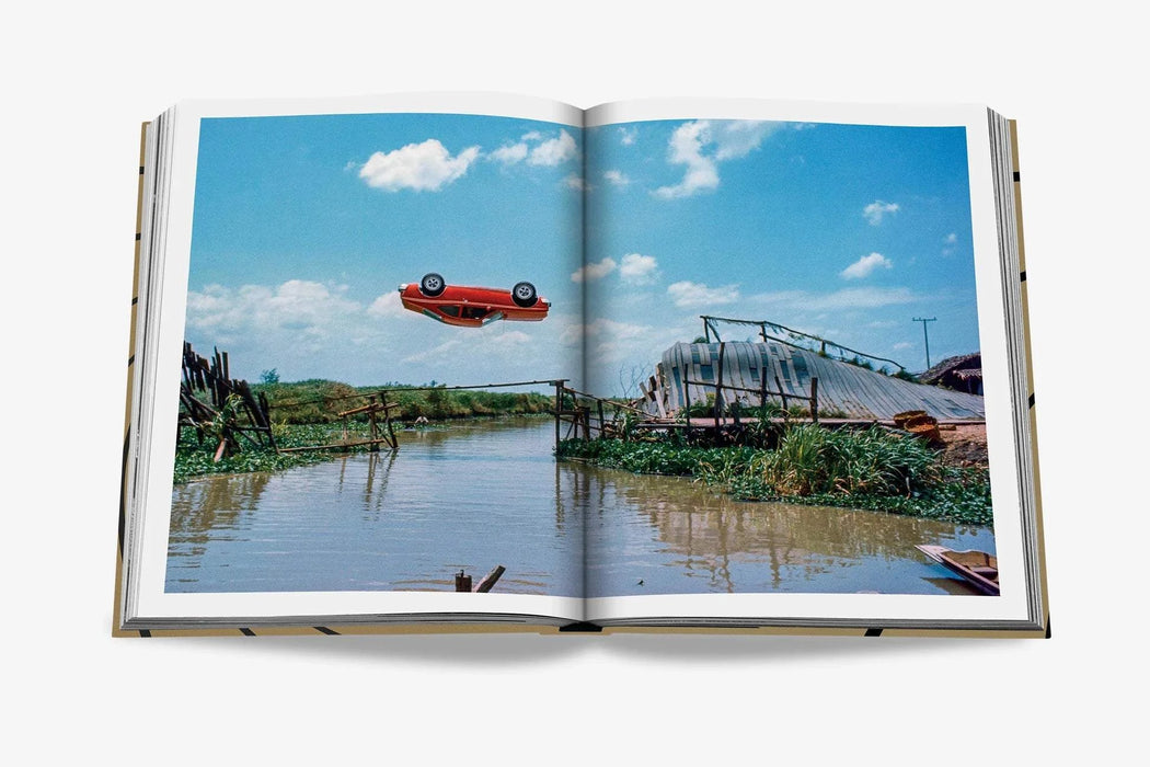 Assouline - James Bond Destinations Tafelboek