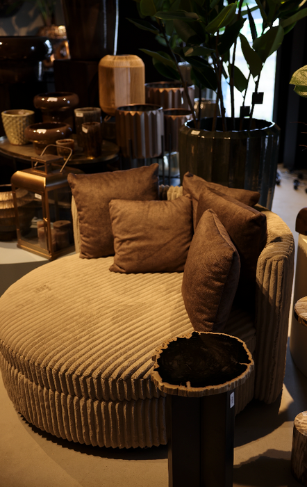 Fayen Taupe fauteuil ambience 4 nerts 5 kussens